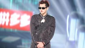 吴亦凡演唱会视频,视听盛宴，燃情之夜精彩回顾