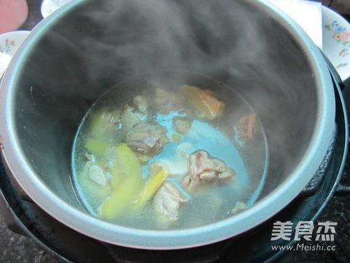 炖鸡汤视频,营养美味，简单易学的烹饪教程