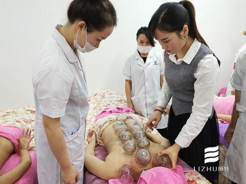 刮痧拔罐视频,健康生活新体验——揭秘刮痧拔罐神奇功效
