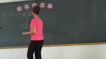 四年级的舞蹈视频女生,四年级女生的活力舞蹈风采