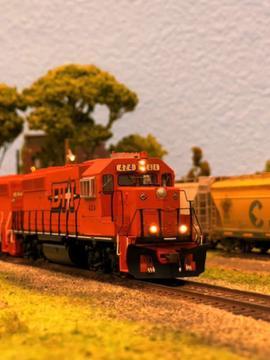 模型火车视频,穿梭时空的铁路奇观