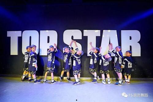 少儿街舞视频,活力四溢！少儿街舞风采展示