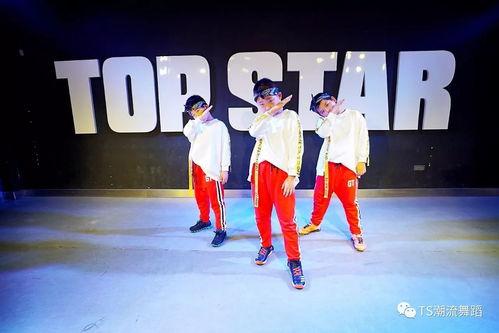 少儿街舞视频,活力四溢！少儿街舞风采展示