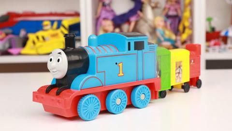 小火车玩具视频,童趣盎然，亲子互动新体验