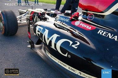 f1赛车视频,F1赛车视频中的激情瞬间回顾