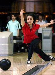 保龄球比赛视频,一球定胜负的激烈对决