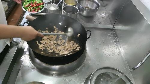 大厨做菜视频,家常美食制作秘籍大公开
