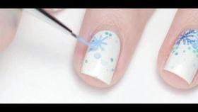 美甲视频教程,跟随视频步骤轻松打造时尚指尖艺术