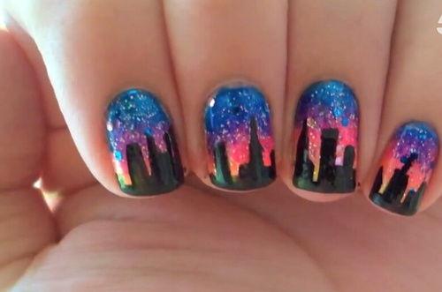 美甲视频教程,跟随视频步骤轻松打造时尚指尖艺术