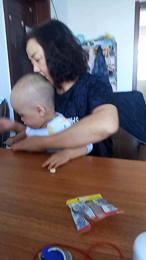 小孩子的视频,捕捉孩子纯真笑容的温馨瞬间