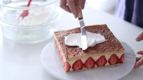 切蛋糕视频,切蛋糕视频教程解析