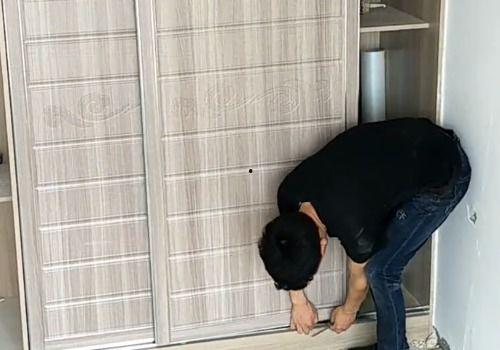 推拉门拆卸视频,推拉门拆卸步骤详解